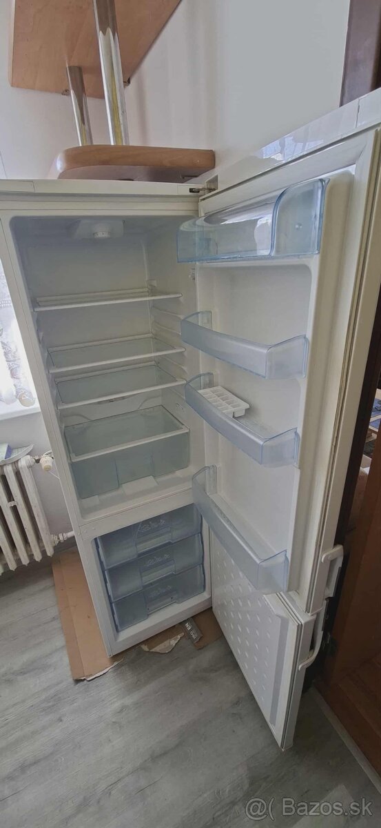 Chladn8cka s mraznickou. - 2