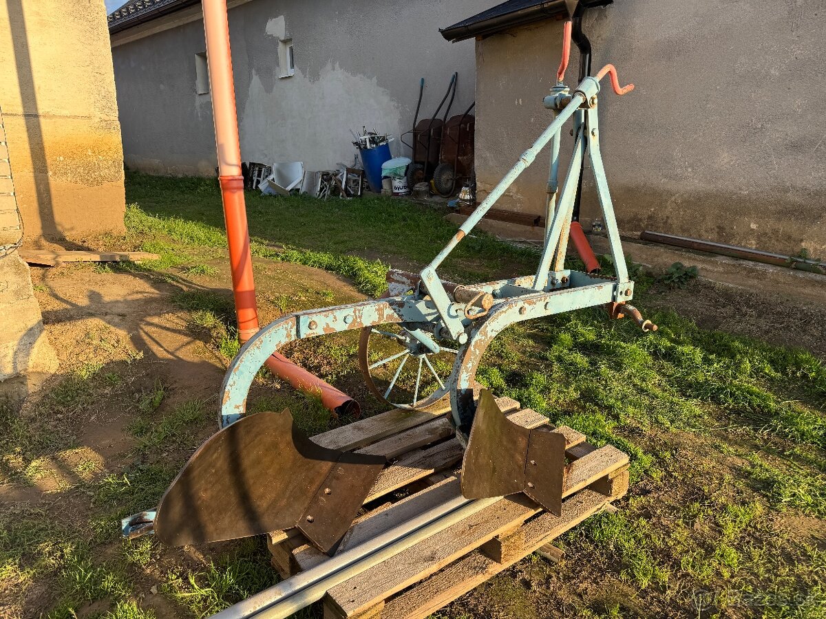 Pluh dvoják PN252 - 2