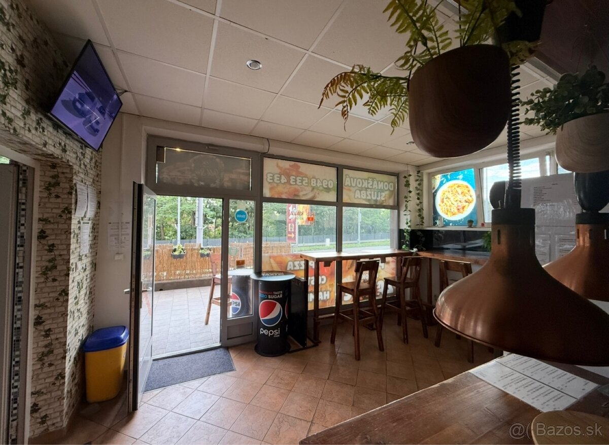 Prevádzka- Gold Star Pizza - 2