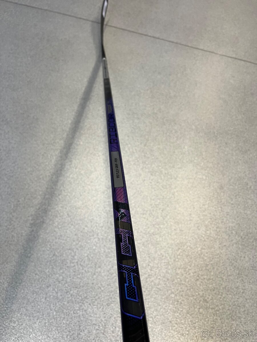 Hokejka CCM Ribcor Trigger 8 Pro - 2