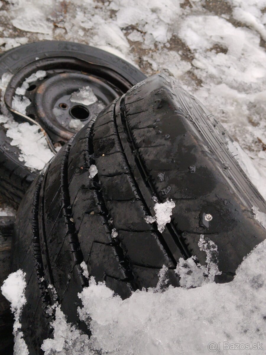 Bridgestone 305/70 R19.5 - 2