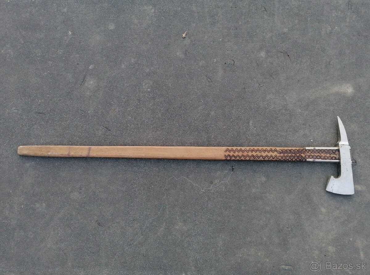 Predám starožitná hasičská sekera - 2