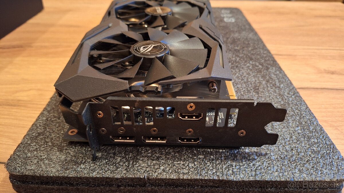 ASUS ROG STRIX RTX 2060 6GB - 2