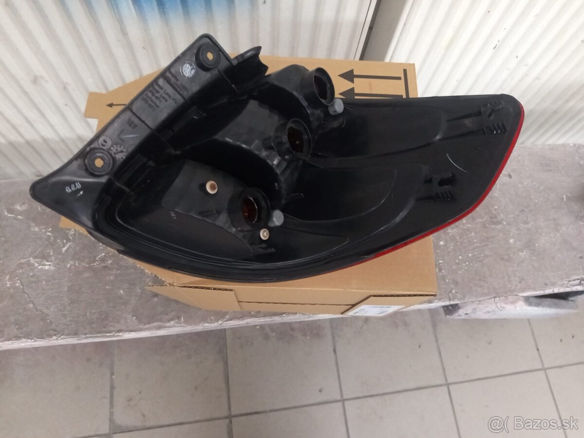 Zadné svetlo Suzuki SX4 - 2