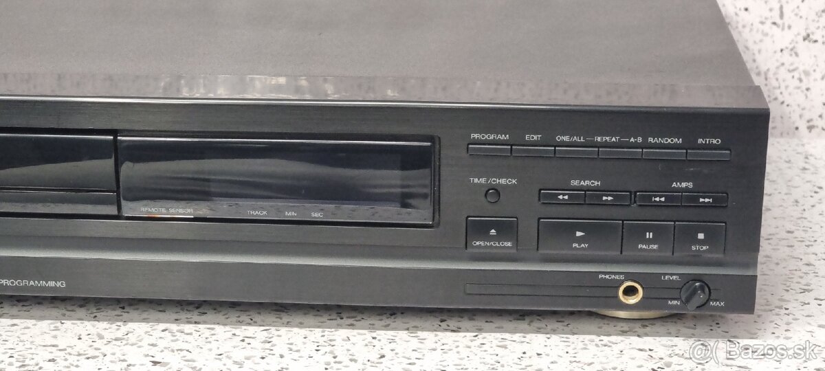 SANSUI CD-117 / COMPACT DISC PLAYER + MANUAL - 2