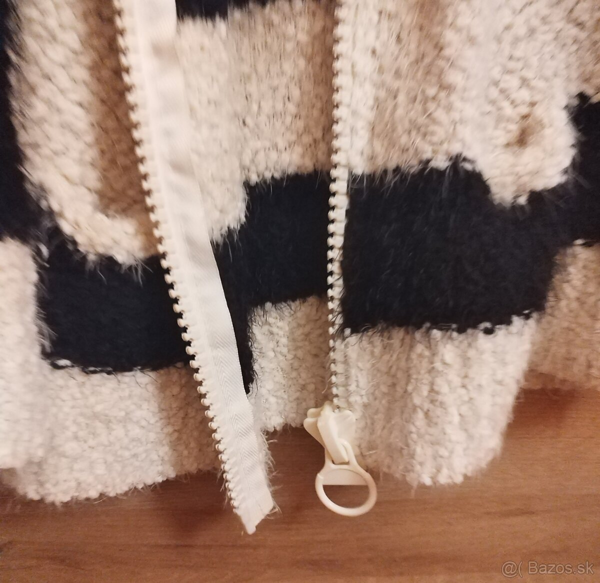 Sveter velk.L/XL - 2