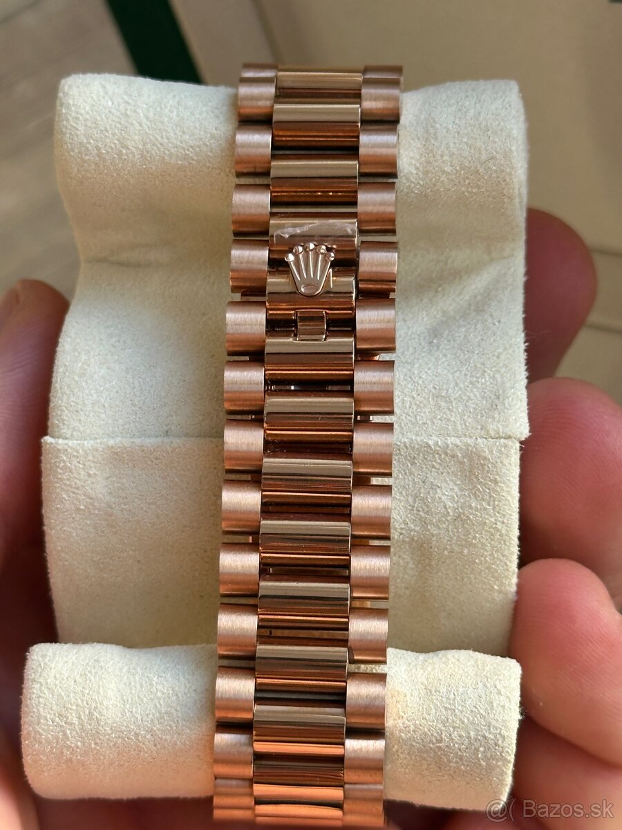 Rolex Day-Date 40 Rose Gold - 2