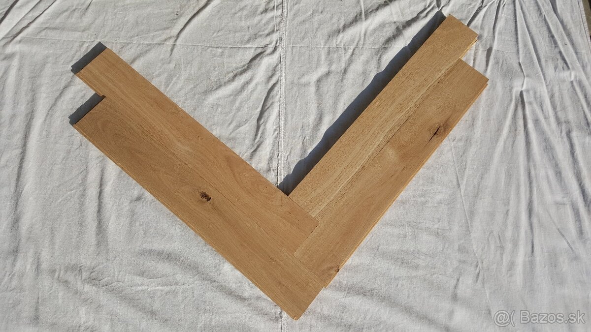 PARKETY masiv DUB drevo 135 - 2