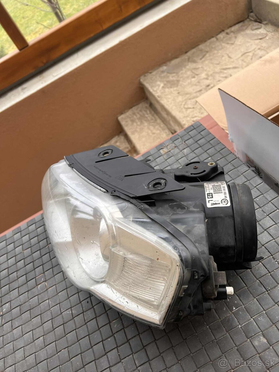 Passat b6 svetlo - 2