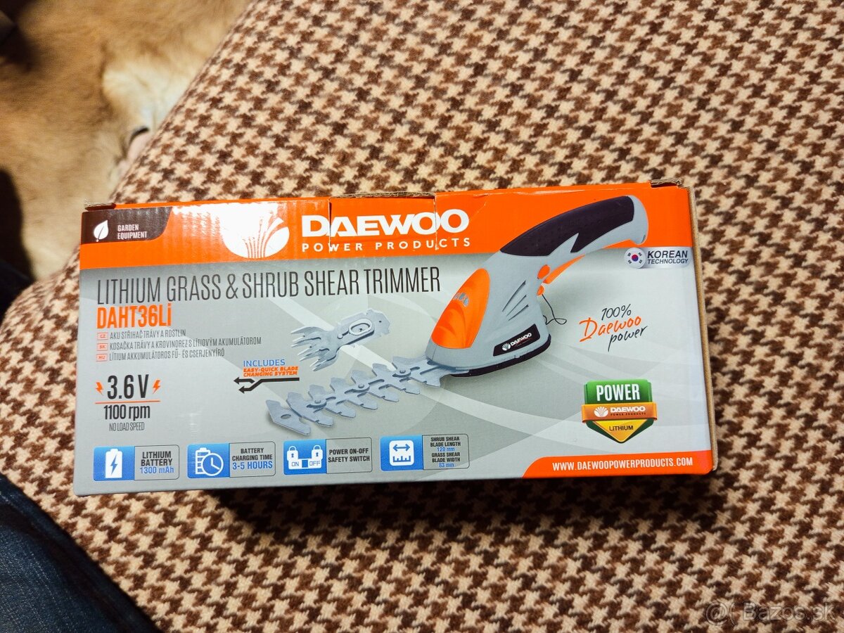 Nožnice na trávu - 2