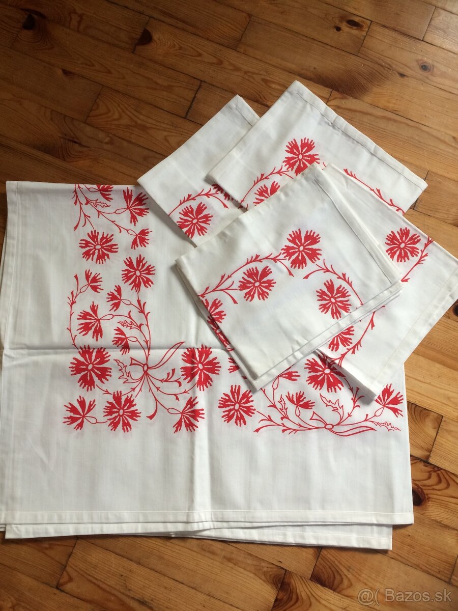 Nové retro obrusy. - 2