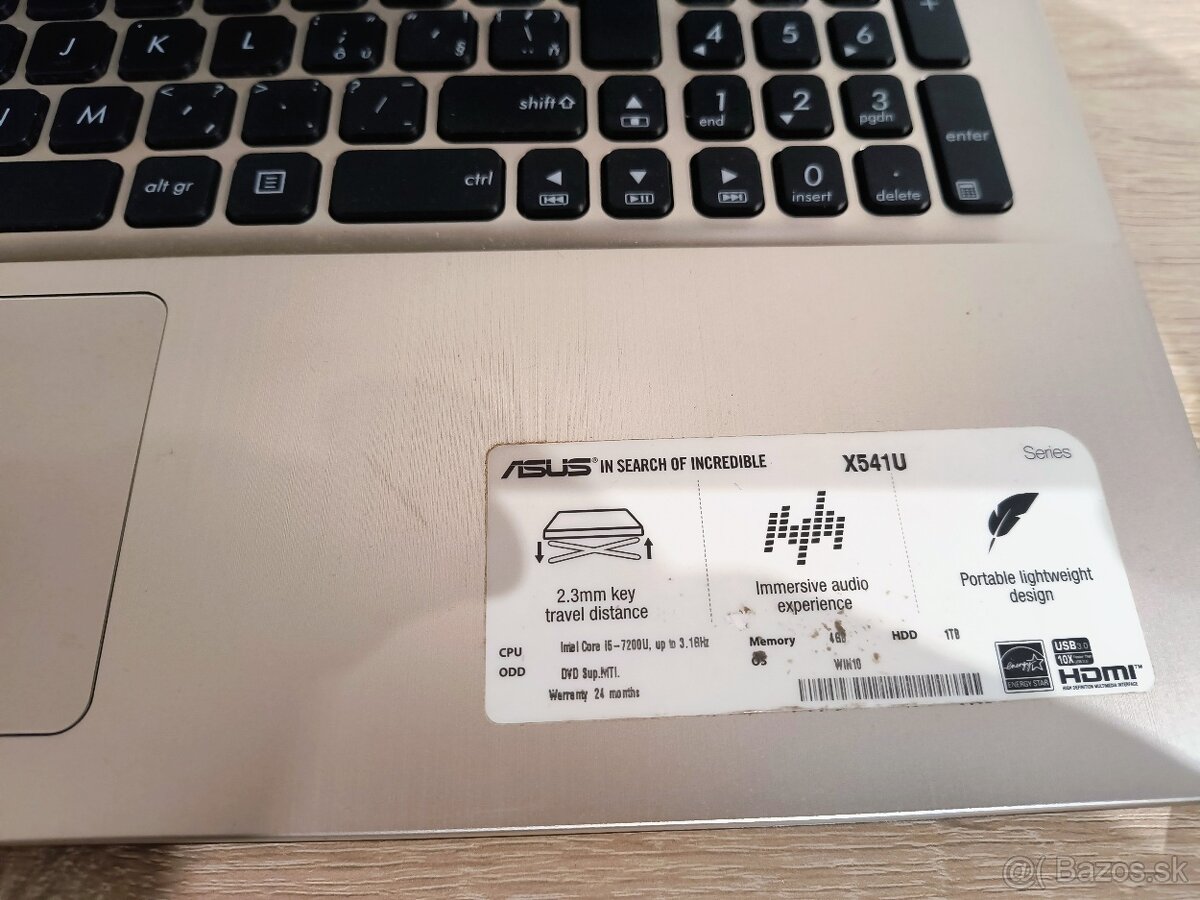 Predam notebook Asus X541U - 2