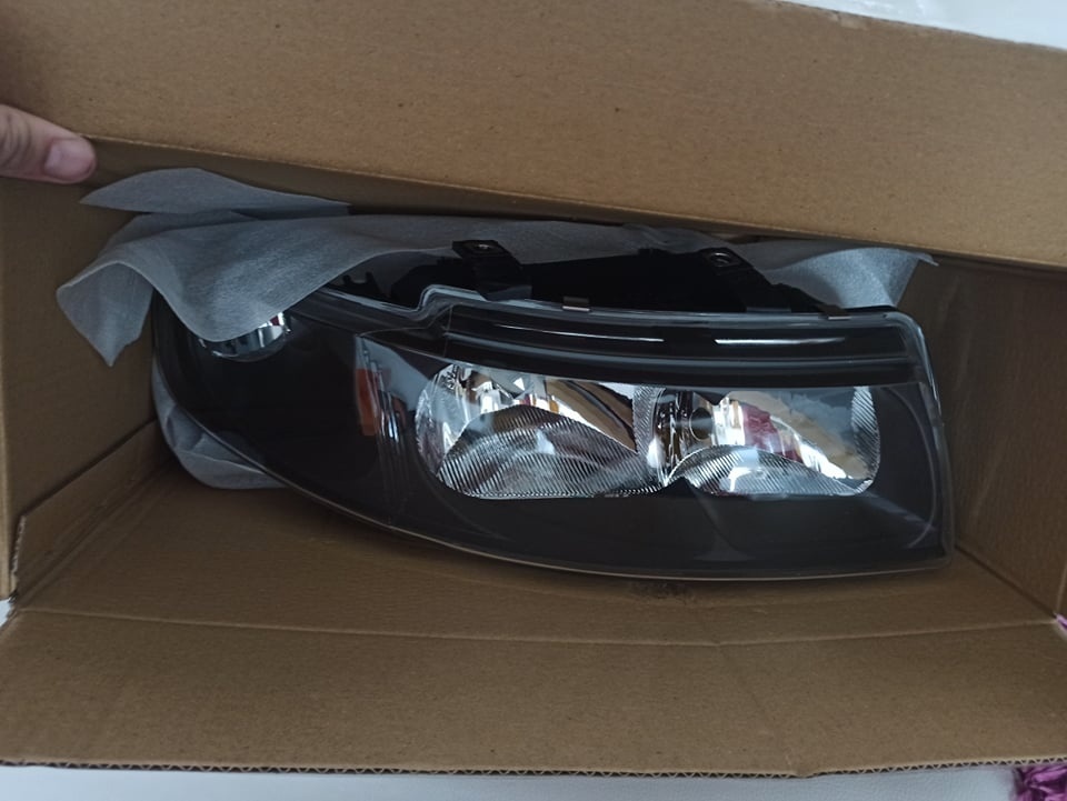 Svetlomety Seat Leon 1M - 2