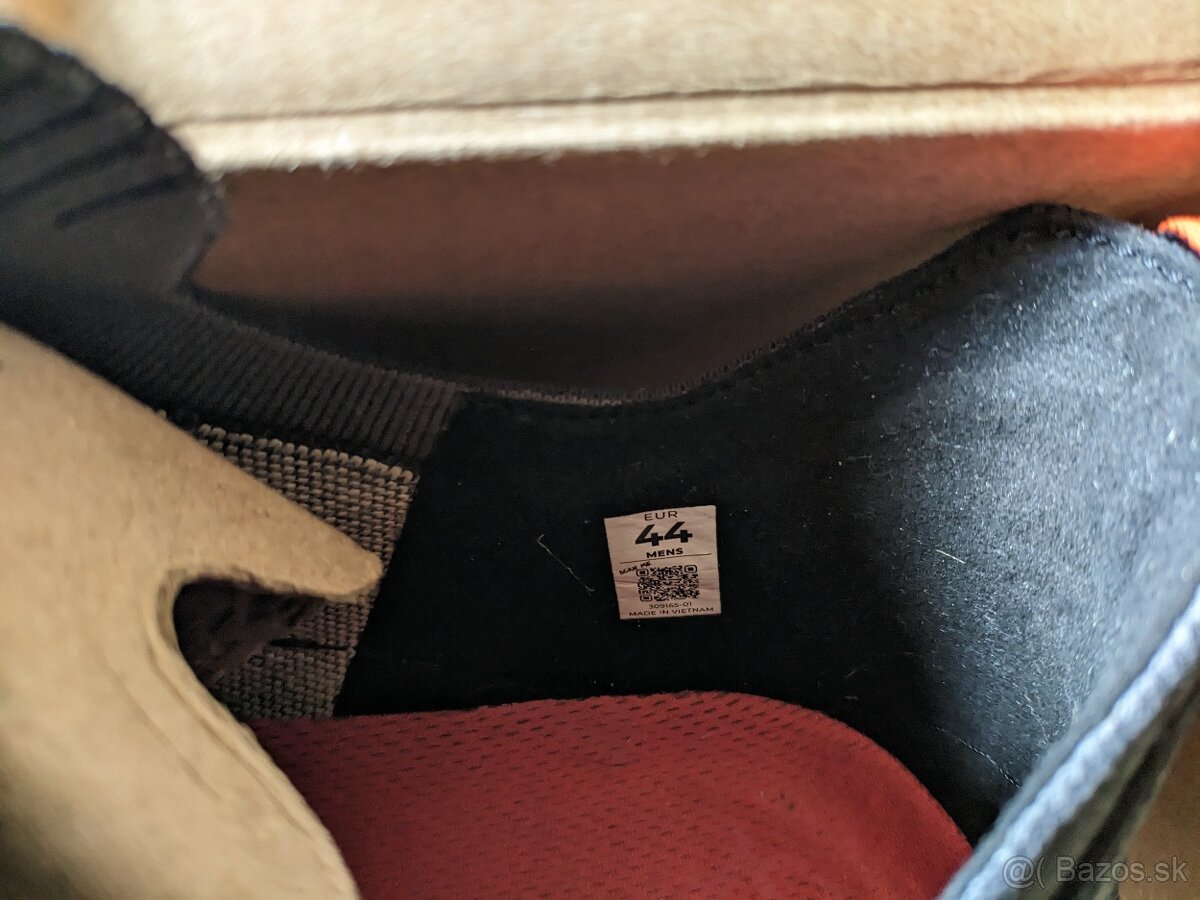 Vivobarefoot TRACKER - 2