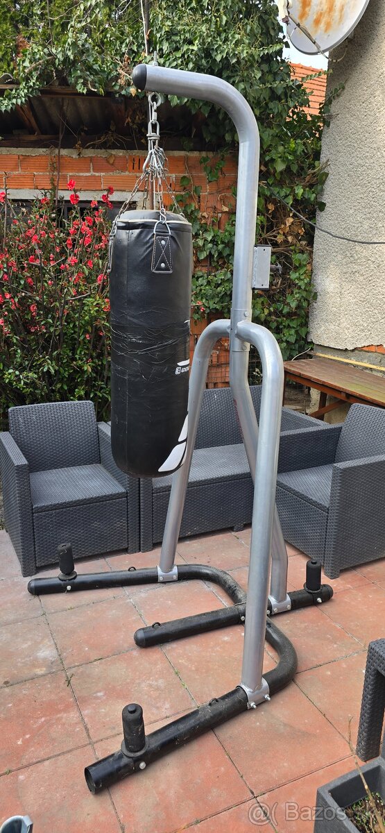 Stojan na boxovacie vrece - 2