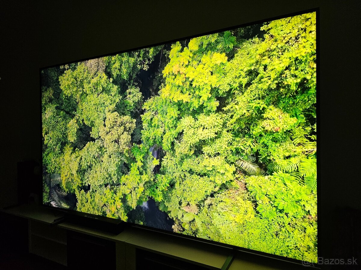 Televízor 100" Hisense - 2