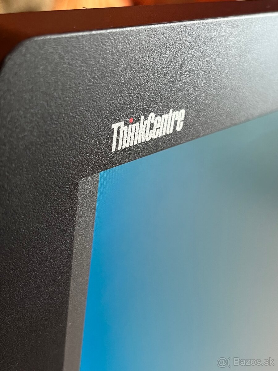 Predám pc all-in-one Lenovo ThinkCentre - 2