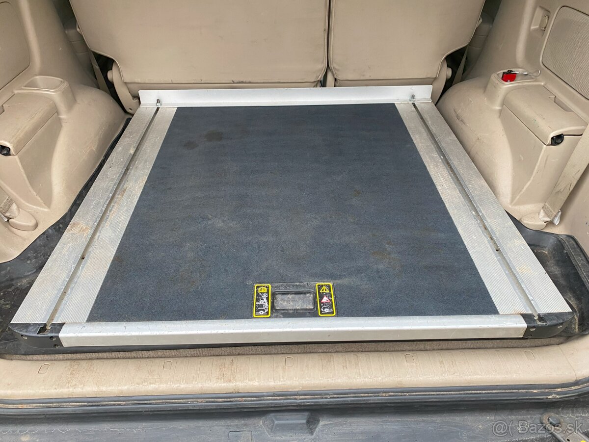Výsuvná podlaha do kufra Toyota Land Cruiser 120 (2003-2009)