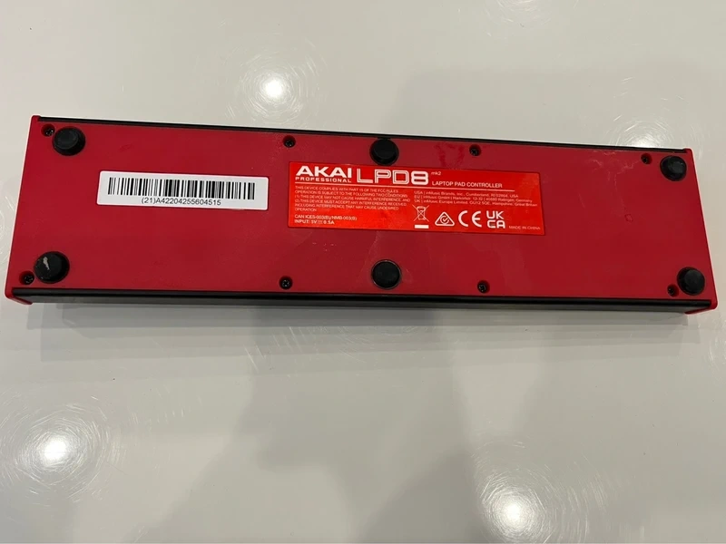AKAI LPD8 MK2 - NOVÝ - 2