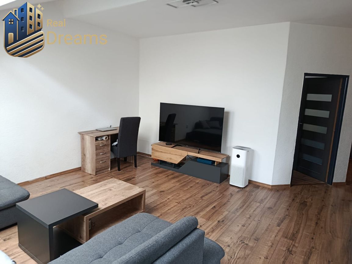 Kompletne zrekonštruovaný 2 izbový byt s balkónom - 2