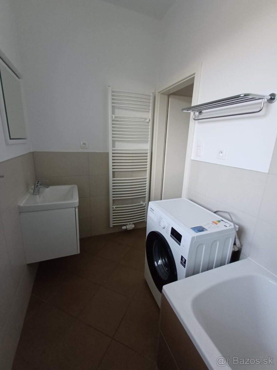 Na predaj 2 izb. byt, ul. Zilinska, Bratislava - Staré Mesto - 2