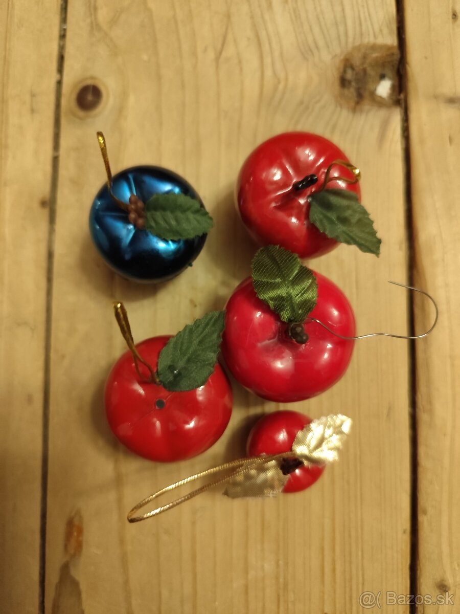 Staršie vianočné ozdoby, jabĺčka - 2