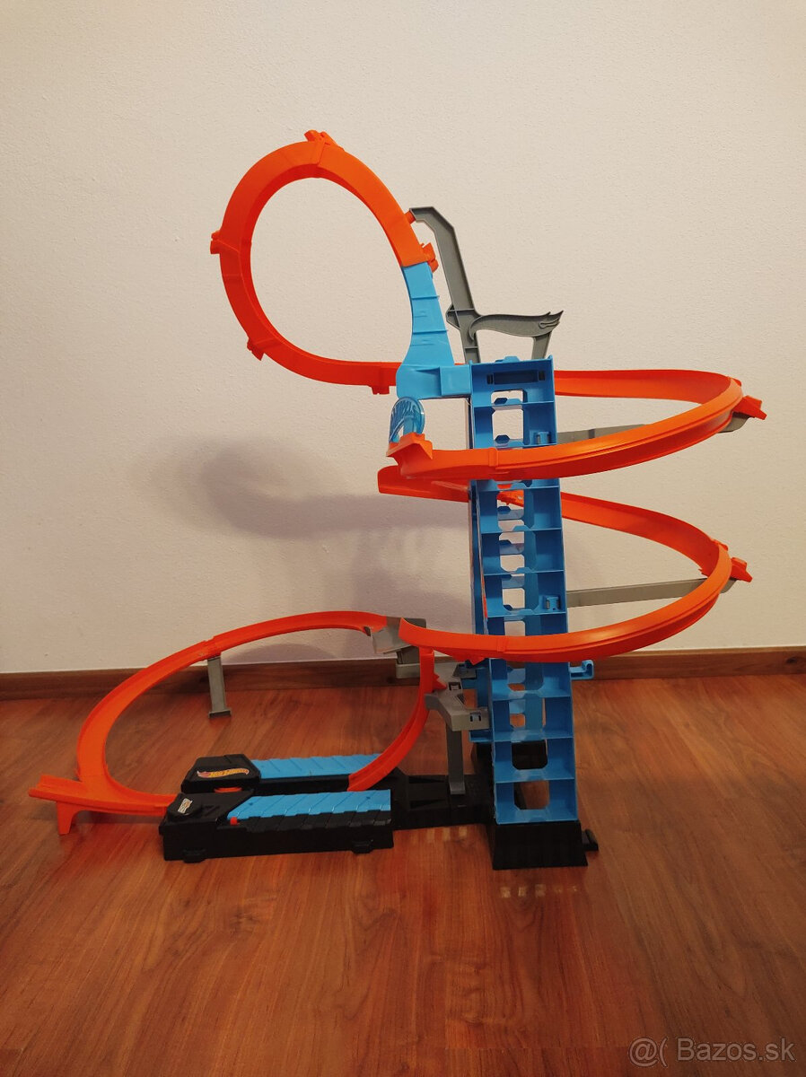 Hot wheels autodráha Turbo Boost GJM76 + garáž - 2