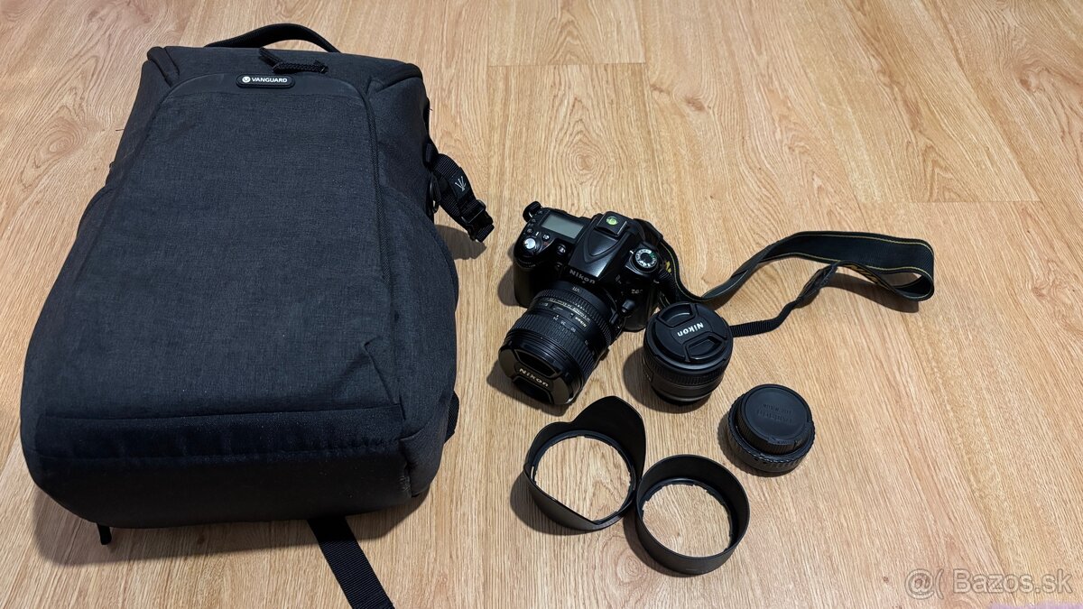 Predám zrkadlovku nikon D90 + príslušenstvo - 2