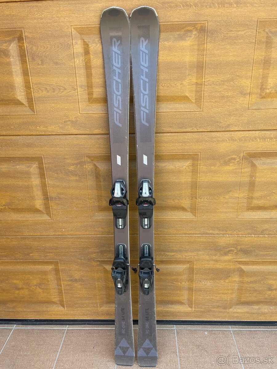 Zjazdové lyže Fischer RC ONE 68 LITE 157cm - 2