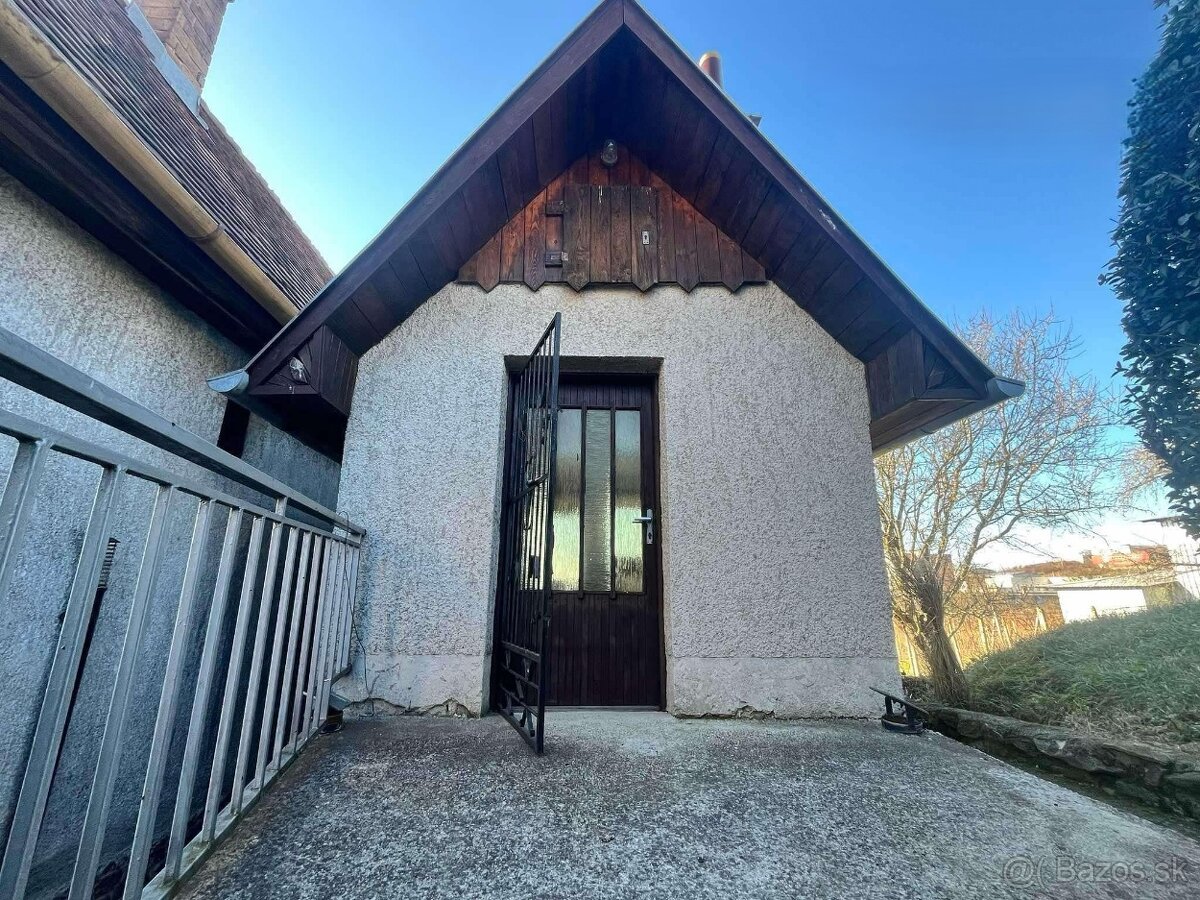 Vinohrad s chatou a 2 pivnicami v Tokajskej oblasti - 2