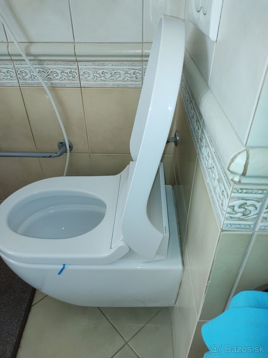 Geberit AQUACLEAN TUMA COMFORT WC bidet - 2