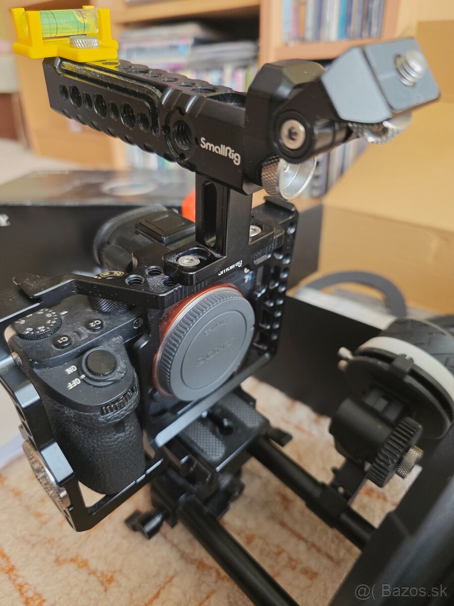 Sony A7SII + Follow Focus + SmallRig + Fotga DP3000 +Camvate - 2