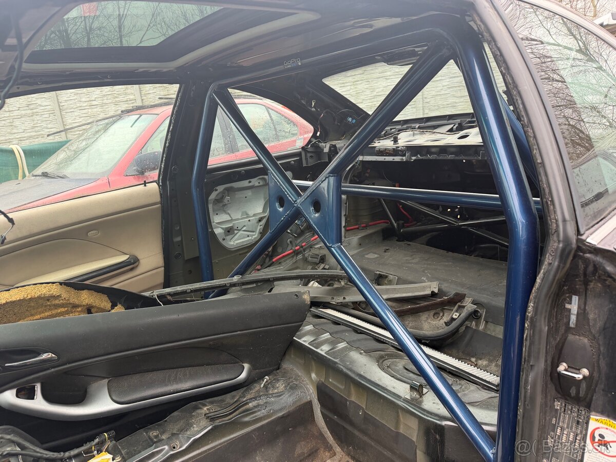 Bezpečnostný rám BMW e46 - 2