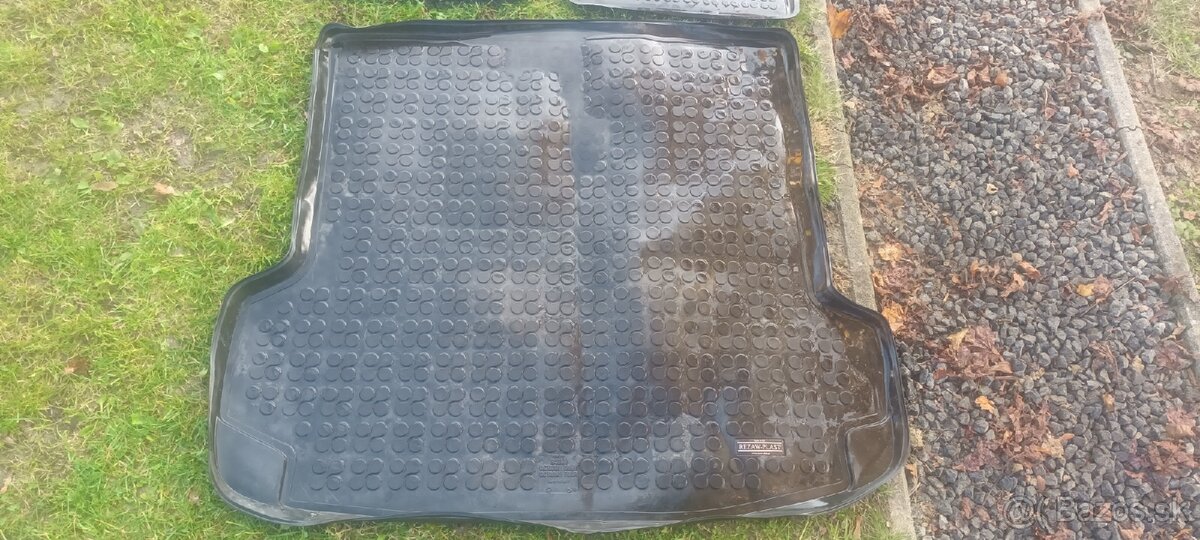 Gumené rohože/vanicky Škoda Octavia 1 Combi - 2