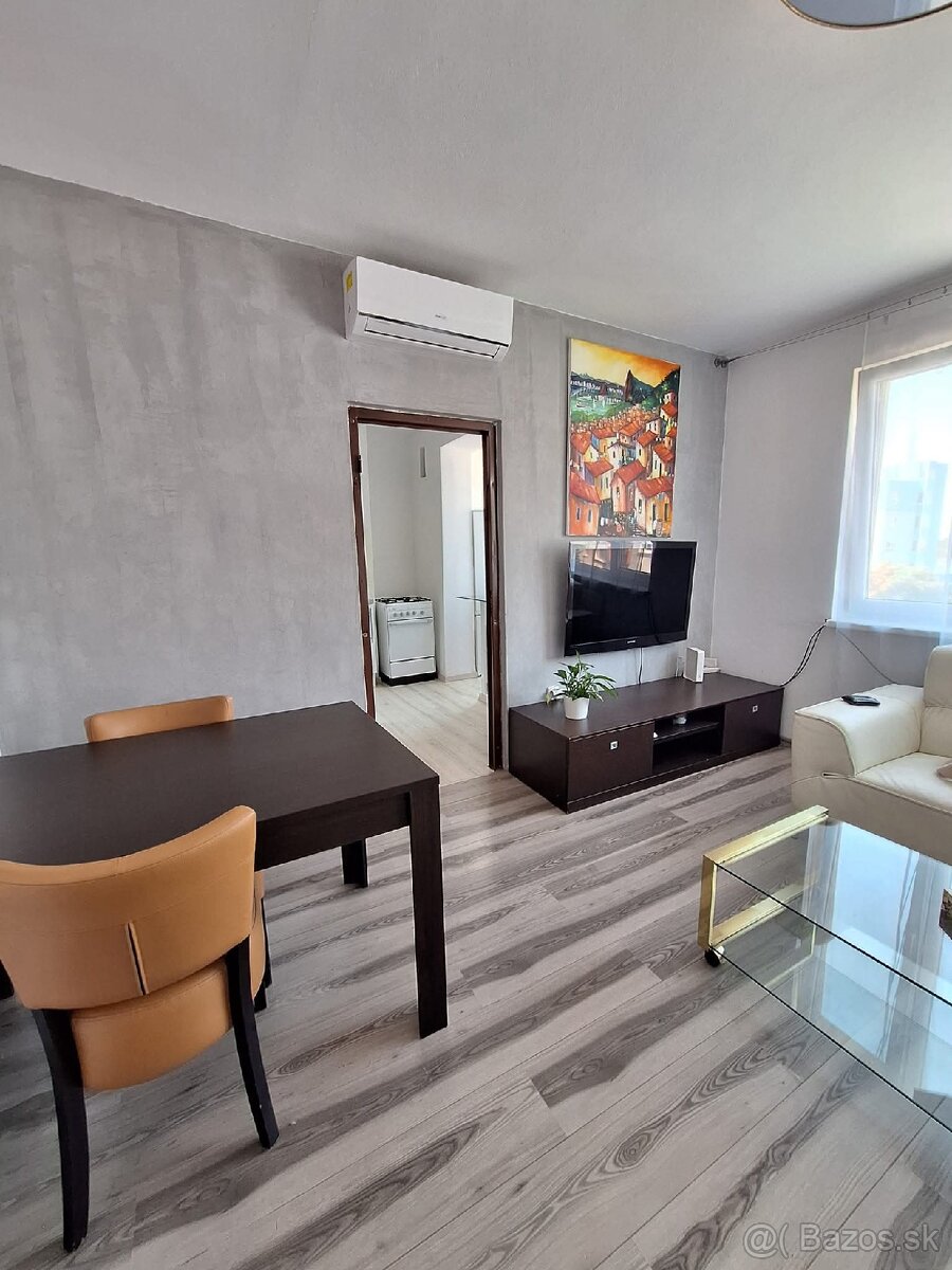 Prenájom 2-izbovy byt Ružinov - 2