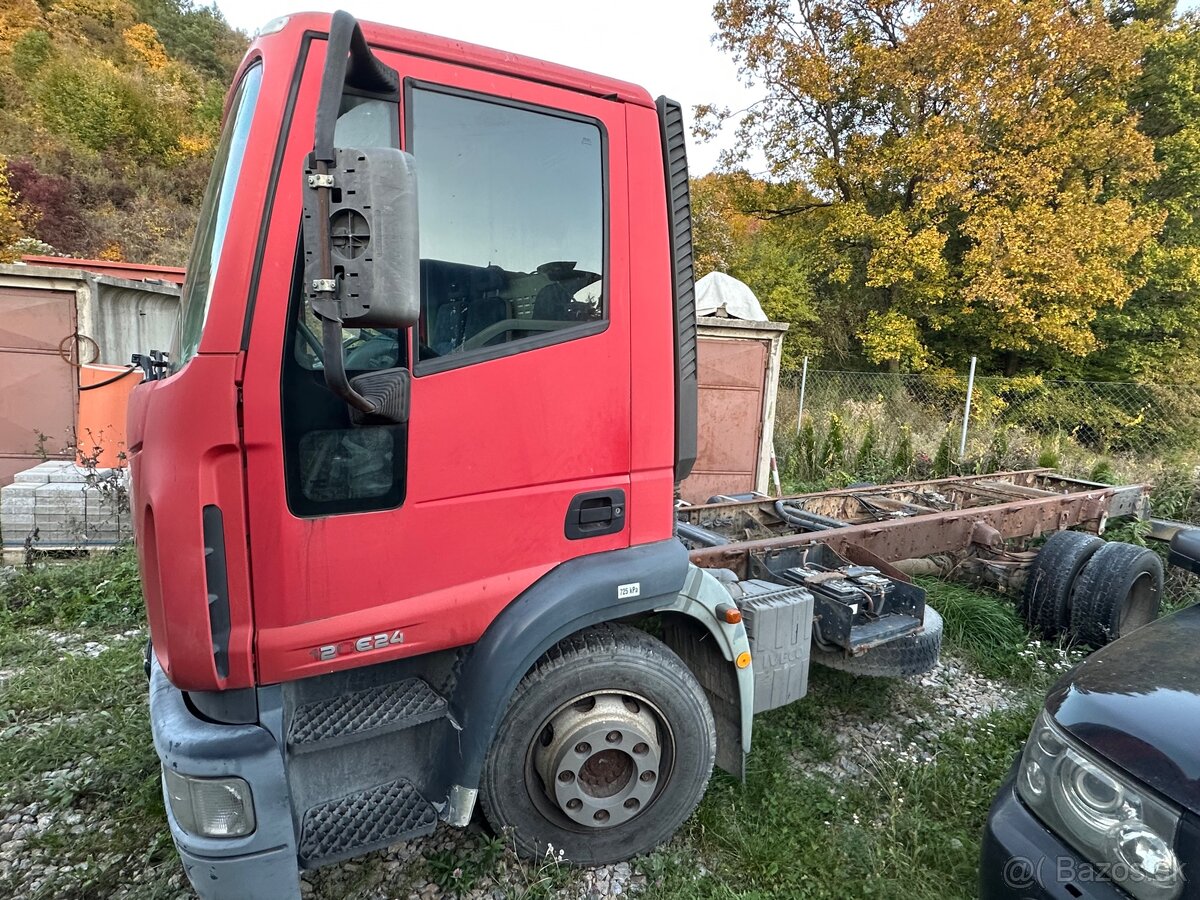 Iveco 120E24 podvozok kontajner - 2