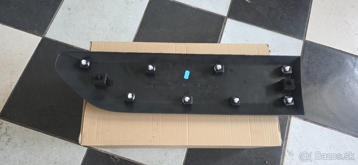 Lišta dverí pravá zadná Doblo, Combo, Berlingo, Partner - 2