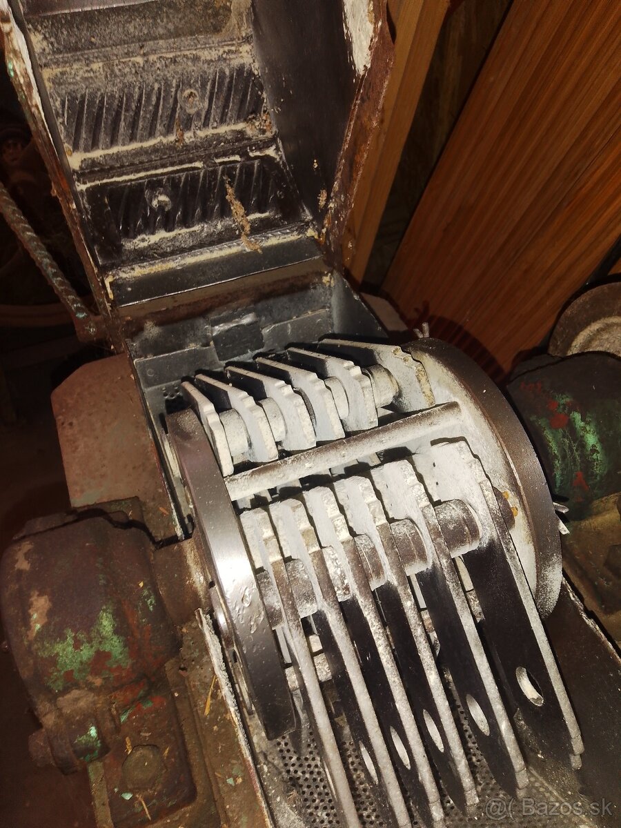 PredámŠrotovnik - 2