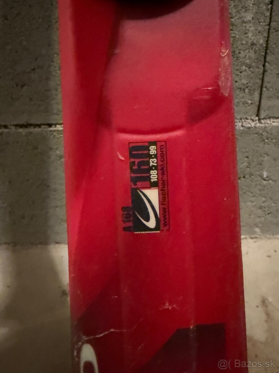 Predam lyze a lyziarky - 2