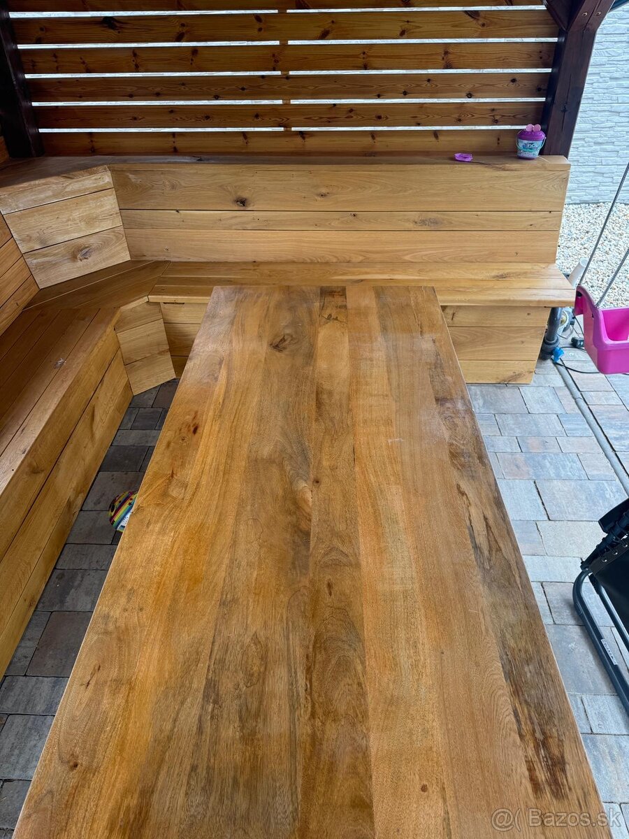 Masívny stôl - 2