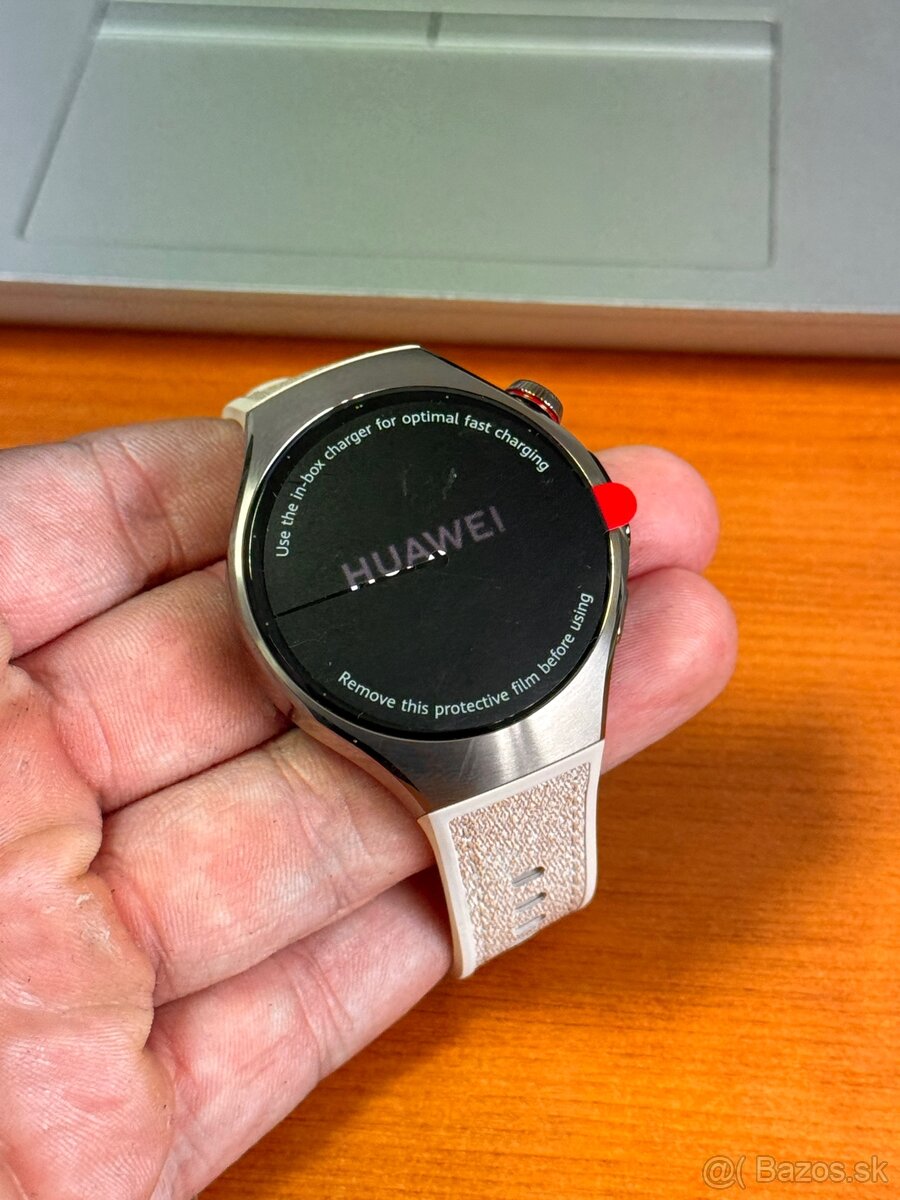 Huawei Watch 5 42 mm LTE NFC - Gold - nepouzite - 2