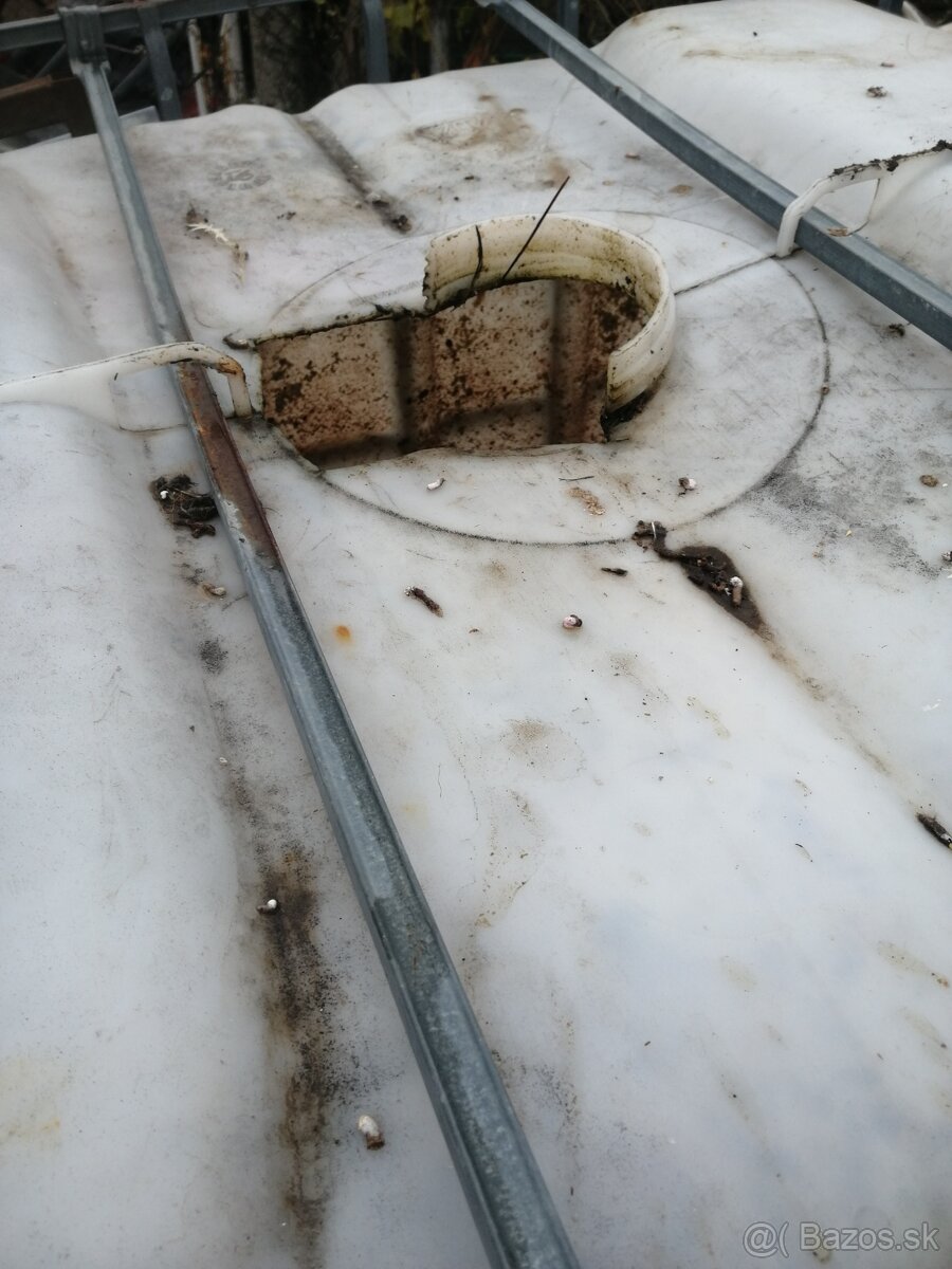 Predam IBC NÁDRŽE 1000L - 2