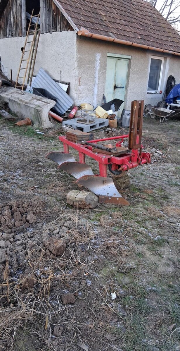 Predam 3 radlicny pluh - 2