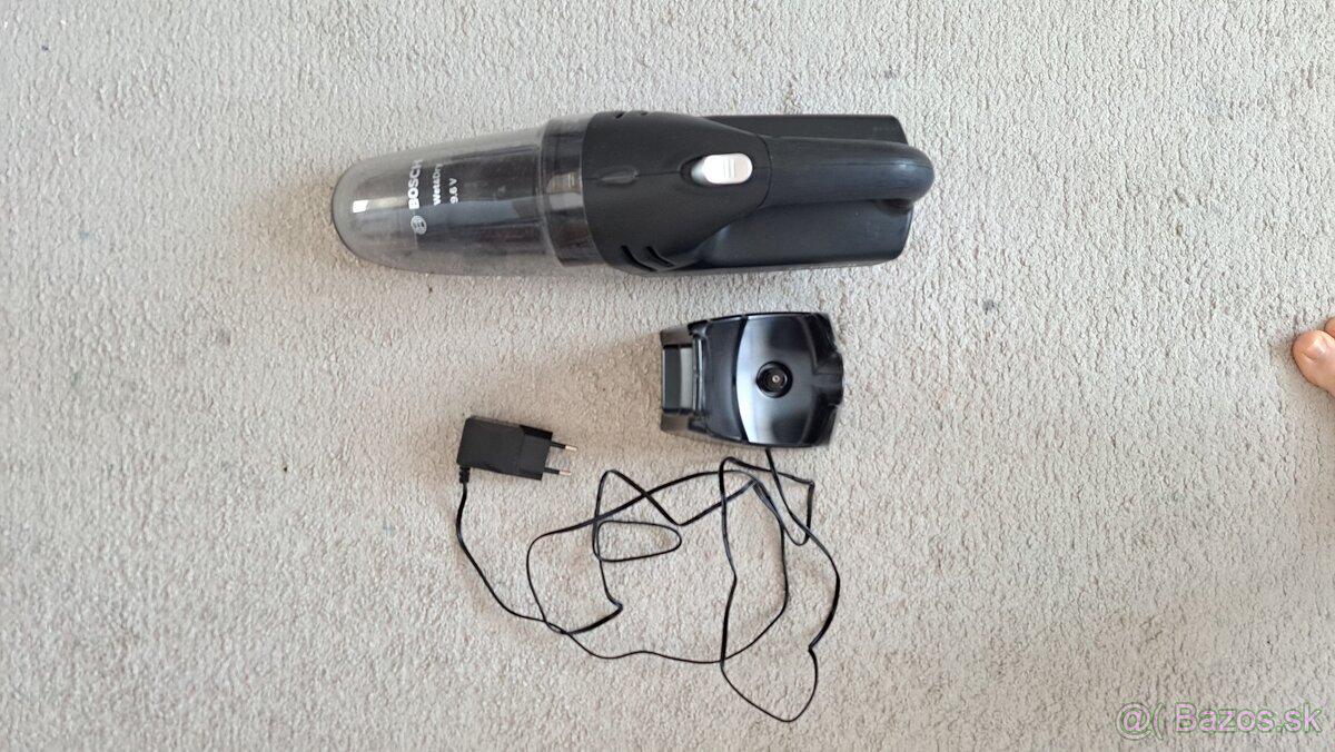 Ručný vysávač - 2