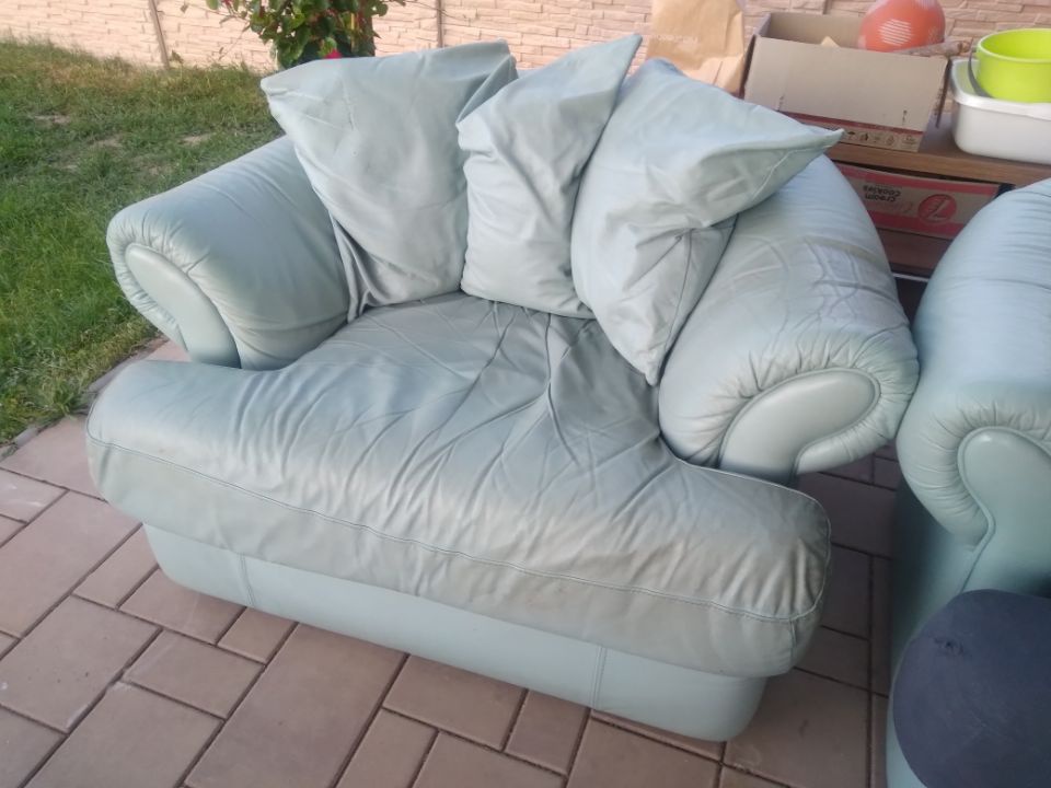Sedačka+2 gauče - 2