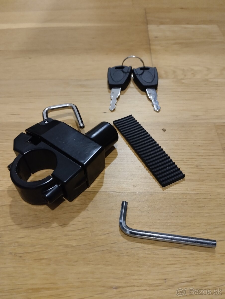 zámok na prilbu - 2