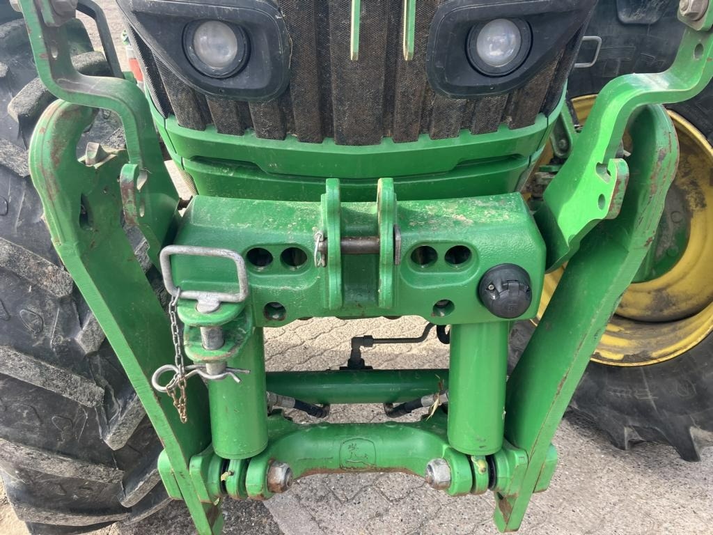 JOHN DEERE 6140R - 2