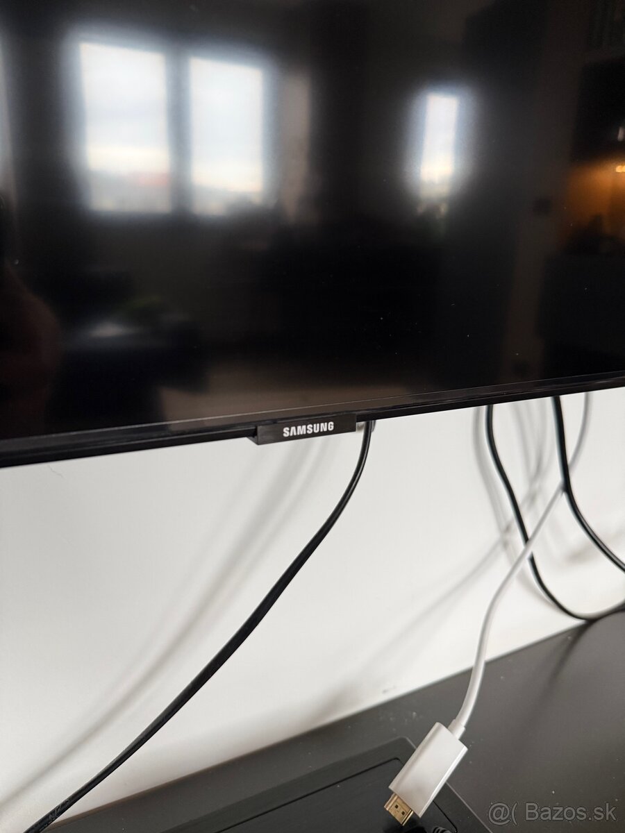 Televízor Samsung QE55Q70RAT - 2