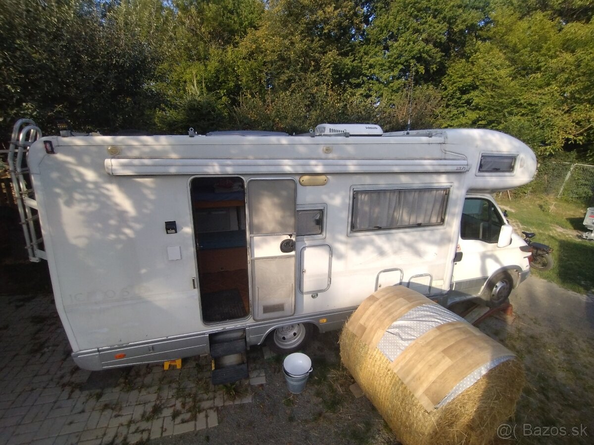 Obytné auto, karavan - 2
