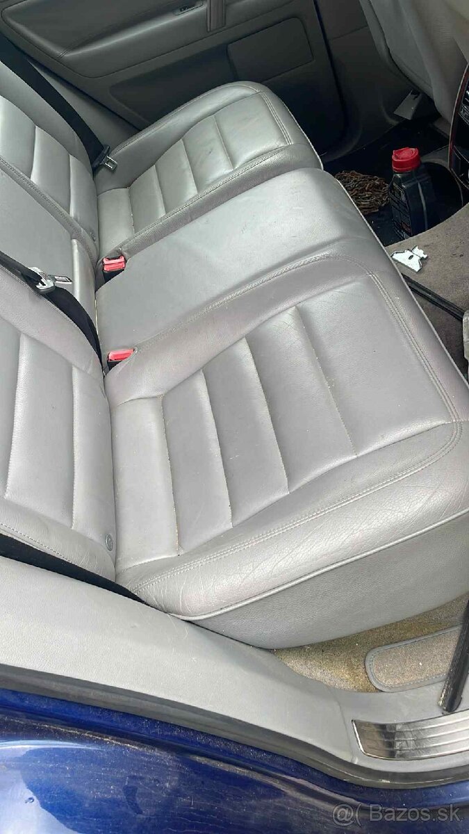 Predám komplet interiéry VW Touareg - 2